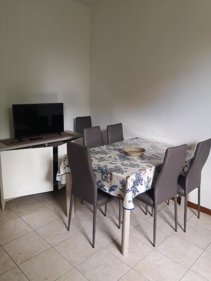 Bilocale Francesca Apartment แอร์บา ภายนอก รูปภาพ